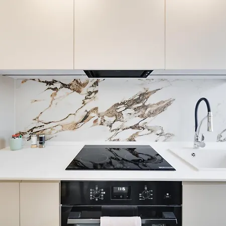 Classy Royal By Oneapartments Lägenhet *